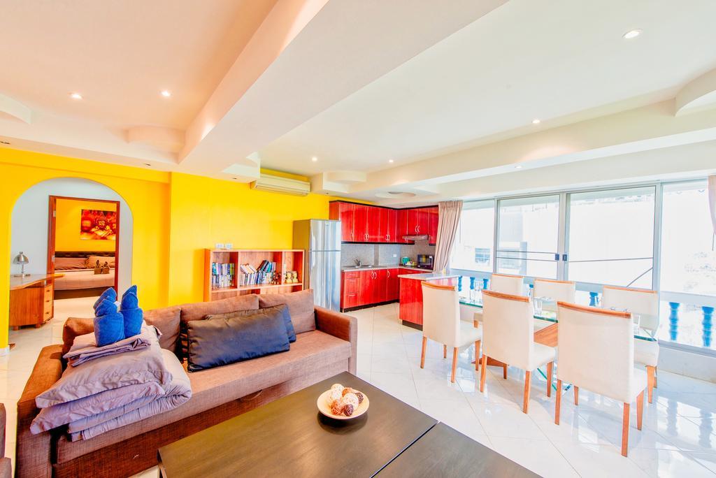 דירות פאטאיה Ruamchok Ocean View חדר תמונה
