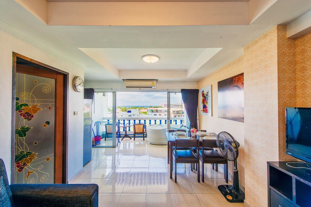 דירות פאטאיה Ruamchok Ocean View חדר תמונה